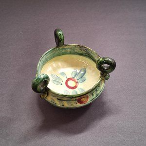 Bowl Green 3 Handles and 3 Legs